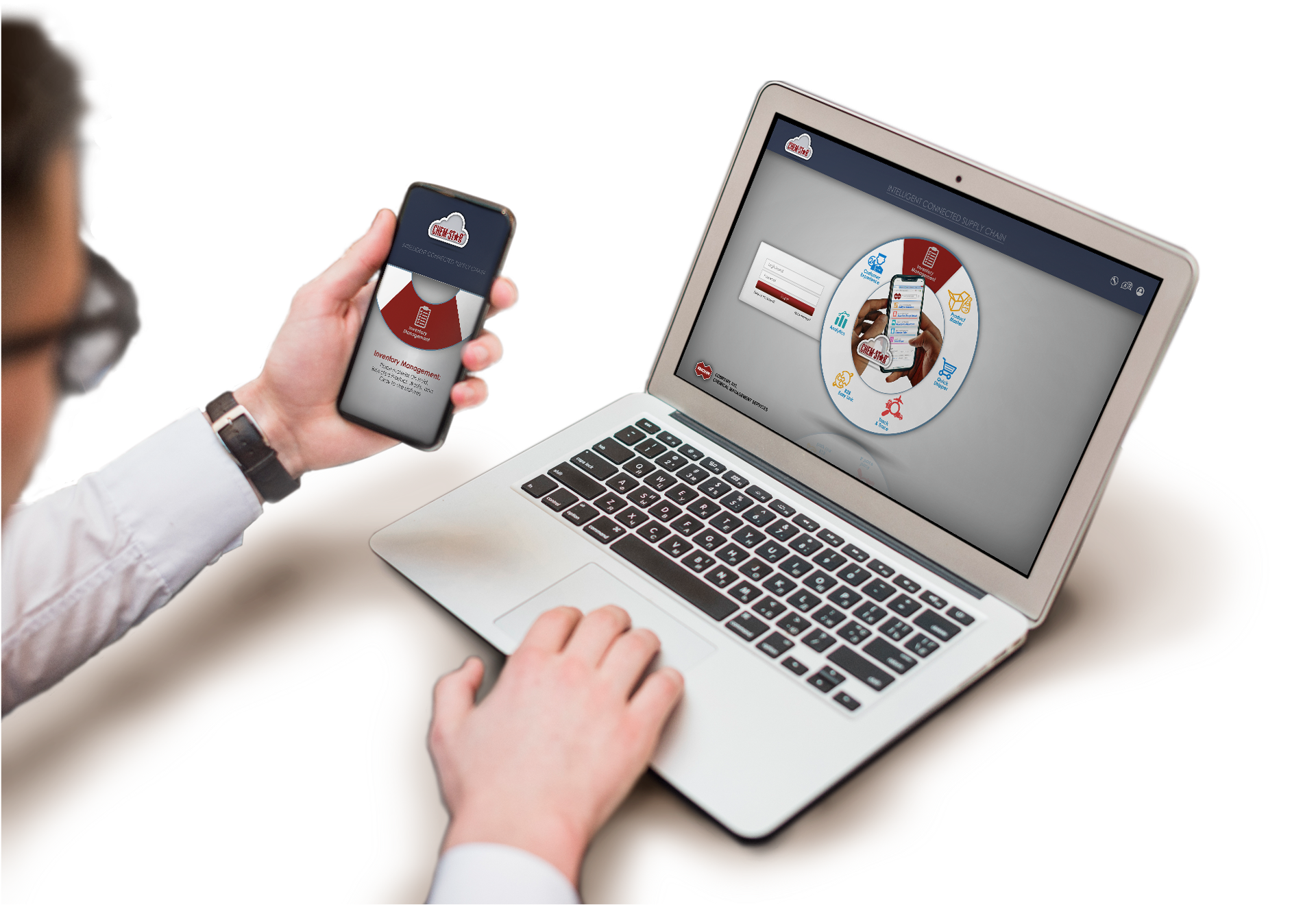 화면에 Chem-Star 플랫폼이 표시된 컴퓨터를 사용하는 남성의 이미지